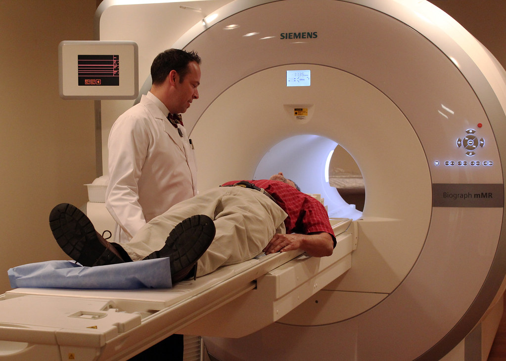 Sau khi chụp MRI, bệnh nhân cần làm gì?