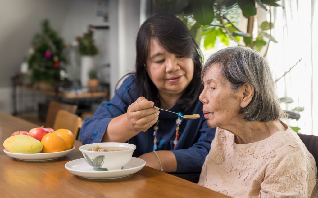 Chăm sóc sức khỏe người cao tuổi bệnh Alzheimer